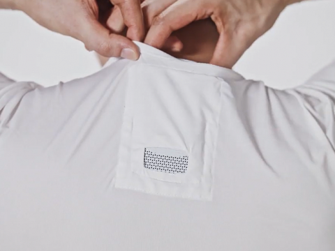 футболка с портативным кондиционером